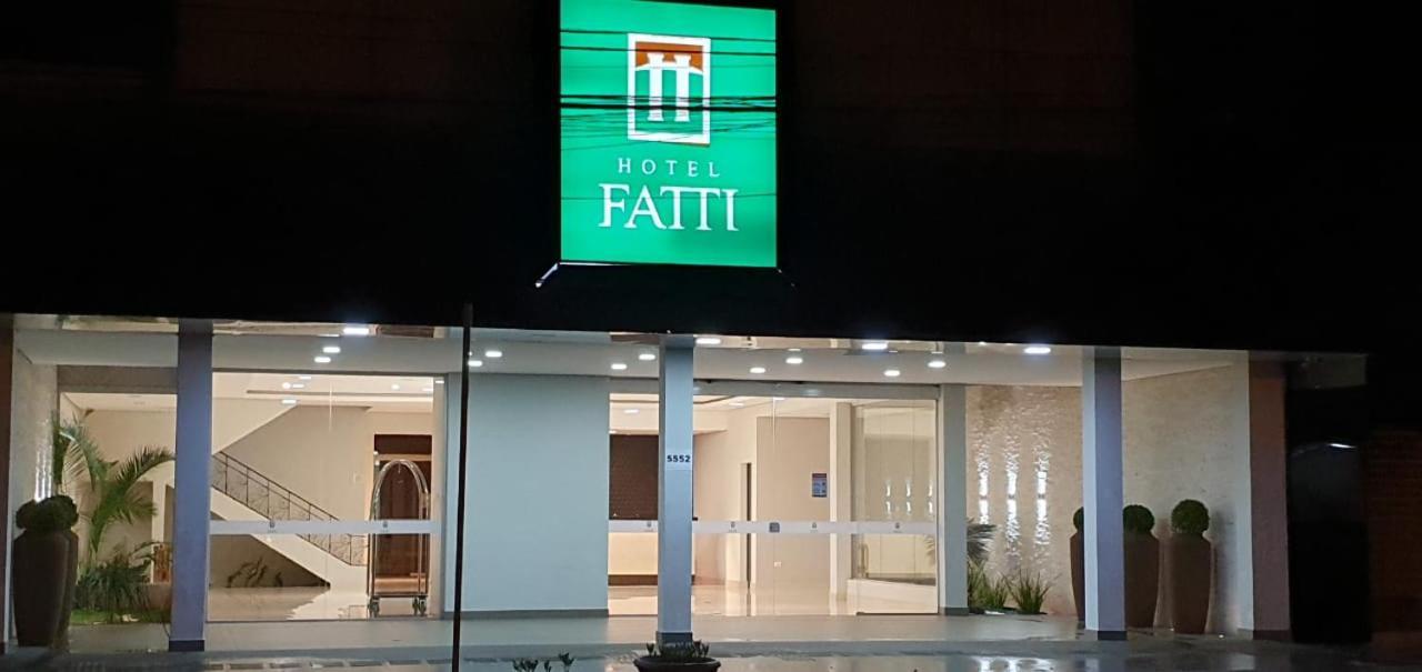 Hotel Fatti Maringá Zewnętrze zdjęcie