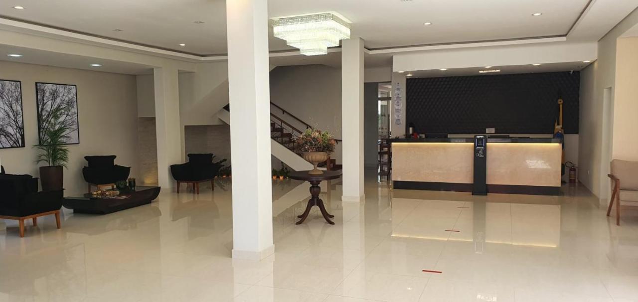 Hotel Fatti Maringá Zewnętrze zdjęcie
