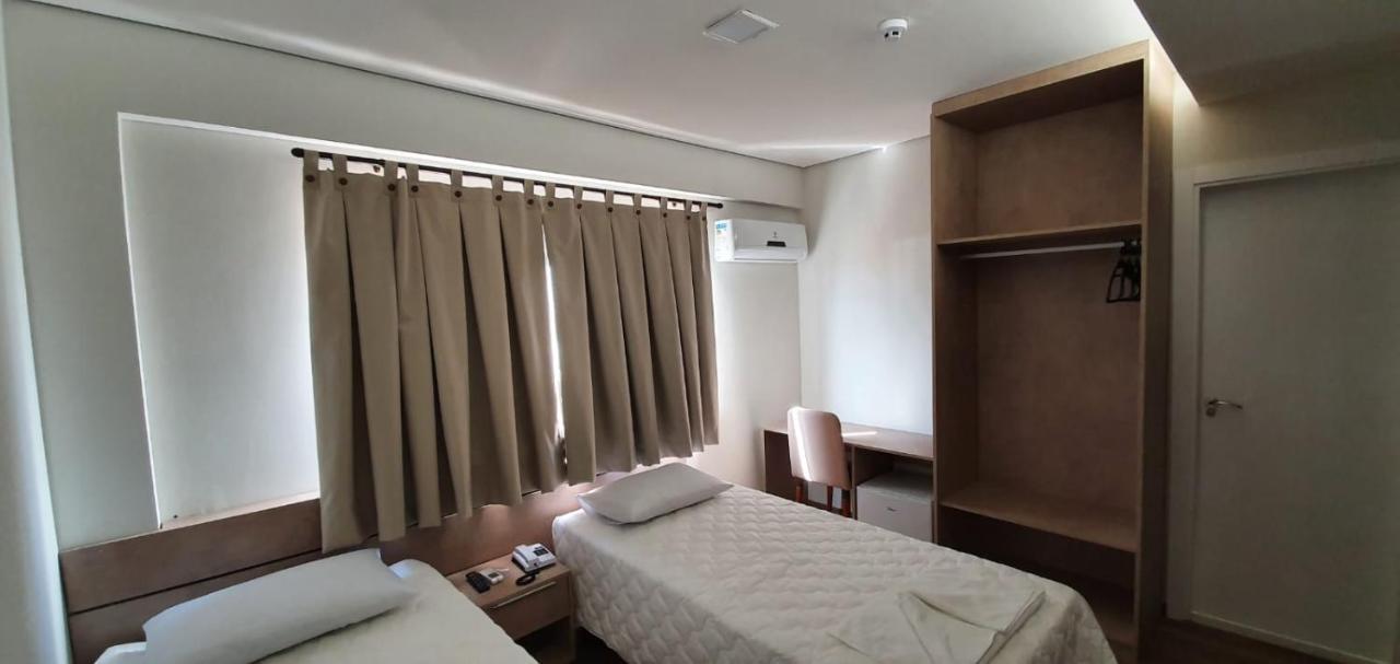 Hotel Fatti Maringá Zewnętrze zdjęcie