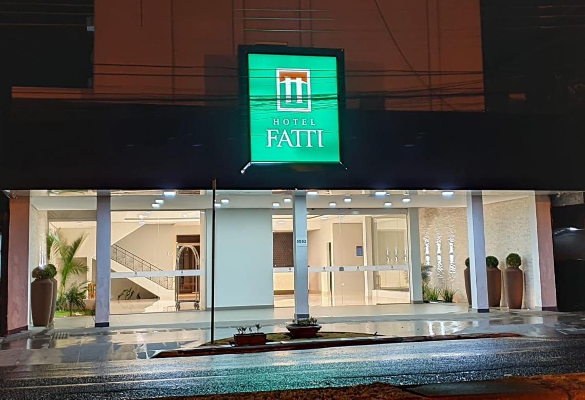 Hotel Fatti Maringá Zewnętrze zdjęcie